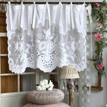 Rideau cantonnière brodé Blanc Mariclo 140x85cm